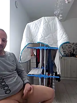 Snapshot of just_funhd chatting on 12/24/24, 09:06 just funhd online show from 12/24/24, 09:06