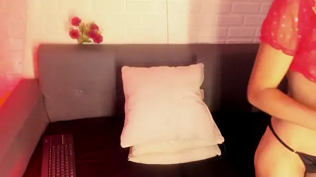 karina gomez 18 online show from 12/20/25, 11:28