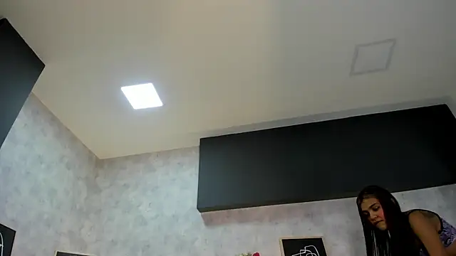 Snapshot of karina_gomez_18 chatting on 03/12/26, 11:38 karina gomez 18 online show from 03/12/26, 11:38