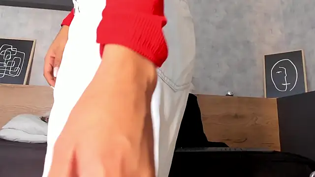 Snapshot of karina_gomez_18 chatting on 04/05/26, 11:29 karina gomez 18 online show from 04/05/26, 11:29