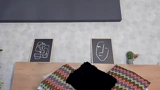 Snapshot of karina_gomez_18 chatting on 04/14/26, 11:27 karina gomez 18 online show from 04/14/26, 11:27