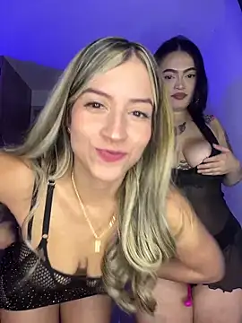 Snapshot of Issabela_G1 chatting on 03/02/25, 03:34 Issabela G1 online show from 03/02/25, 03:34