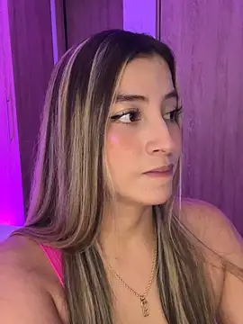 Issabela G1 online show from 02/01/26, 03:49