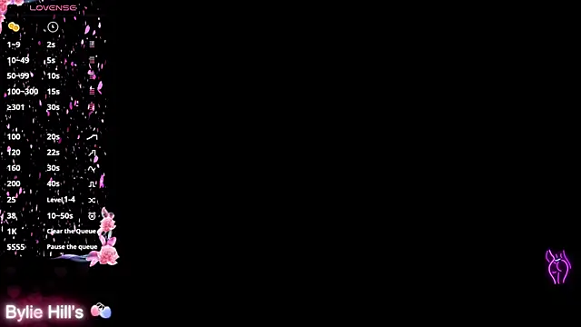 Snapshot of Bylie_Hills chatting on 11/18/25, 09:30 Bylie Hills online show from 11/18/25, 09:30