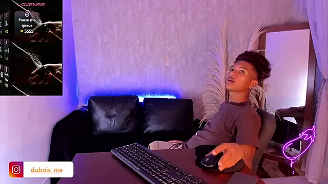 dubois men online show from 01/10/25, 07:54