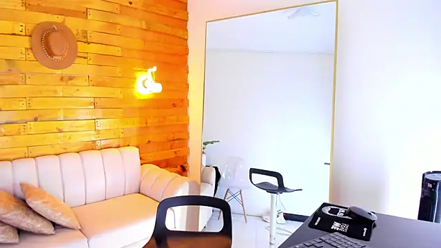 dubois men online show from 09/24/25, 08:45