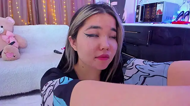 Dollyaa online show from 01/25/25, 12:37