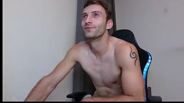 Snapshot of Ian_997 chatting on 09/18/25, 09:39 Ian 997 online show from 09/18/25, 09:39