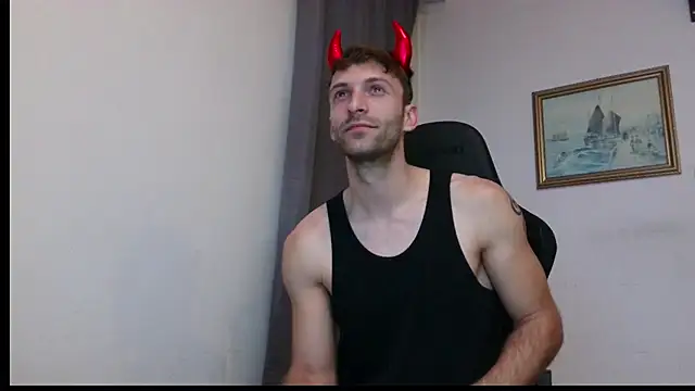 Snapshot of Ian_997 chatting on 11/01/25, 06:15 Ian 997 online show from 11/01/25, 06:15