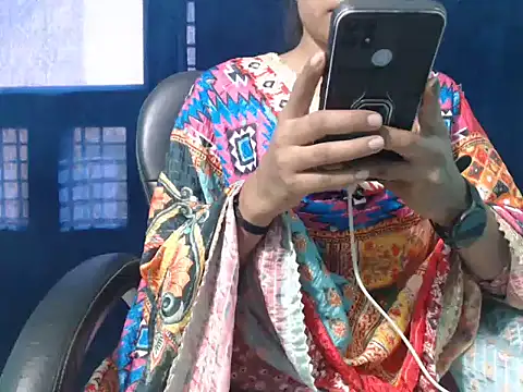 Yashi online show from 09/22/25, 09:11