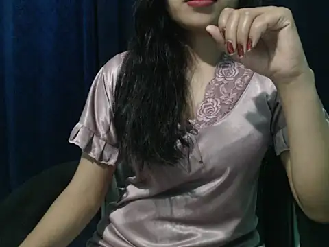 Snapshot of Yashi chatting on 04/22/26, 04:52 Yashi online show from 04/22/26, 04:52