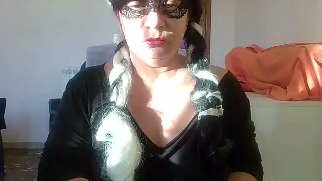 Snapshot of Ninalapiccolina chatting on 12/17/25, 03:07 Ninalapiccolina online show from 12/17/25, 03:07