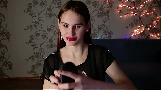 Snapshot of Felicia-Star chatting on 04/16/26, 09:39 Felicia-Star online show from 04/16/26, 09:39