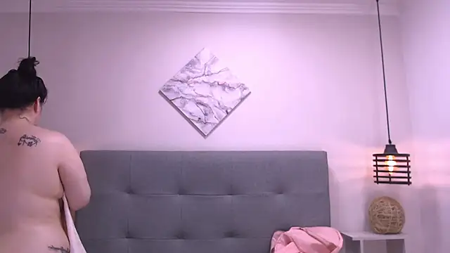 Cheelsea  online show from 12/14/24, 04:23