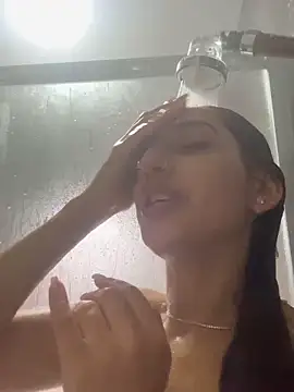 Snapshot of julialupato1606 chatting on 02/14/25, 12:47 julialupato1606 online show from 02/14/25, 12:47