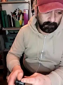 Snapshot of lextalon chatting on 12/13/24, 05:10 lextalon online show from 12/13/24, 05:10