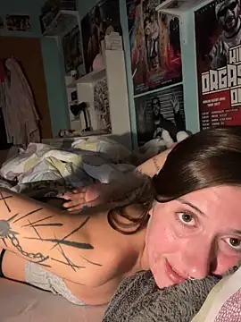 Snapshot of SonjaPrivat69_ chatting on 09/10/25, 08:53 SonjaPrivat69  online show from 09/10/25, 08:53