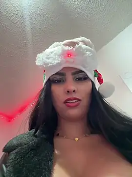 Maddy Rouse  online show from 12/25/24, 02:46