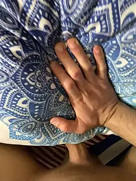 Snapshot of hornyboy739 chatting on 03/05/25, 02:45 hornyboy739 online show from 03/05/25, 02:45