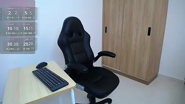 Snapshot of karoll_marquez chatting on 01/07/26, 10:56 karoll marquez online show from 01/07/26, 10:56