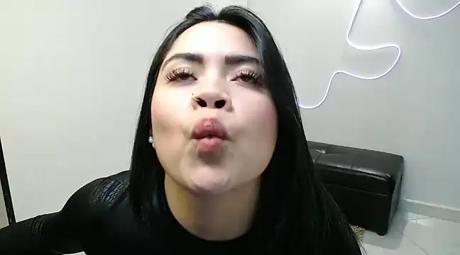 Snapshot of team_dinamite69 chatting on 01/29/25, 06:50 team dinamite69 online show from 01/29/25, 06:50