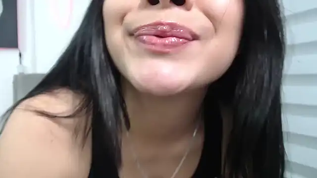 Snapshot of team_dinamite69 chatting on 10/07/25, 02:47 team dinamite69 online show from 10/07/25, 02:47