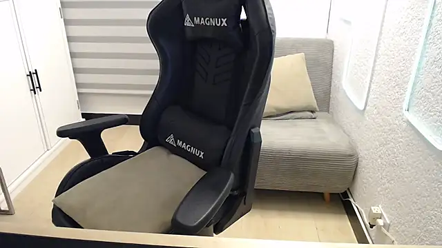 Snapshot of team_dinamite69 chatting on 02/09/26, 12:42 team dinamite69 online show from 02/09/26, 12:42