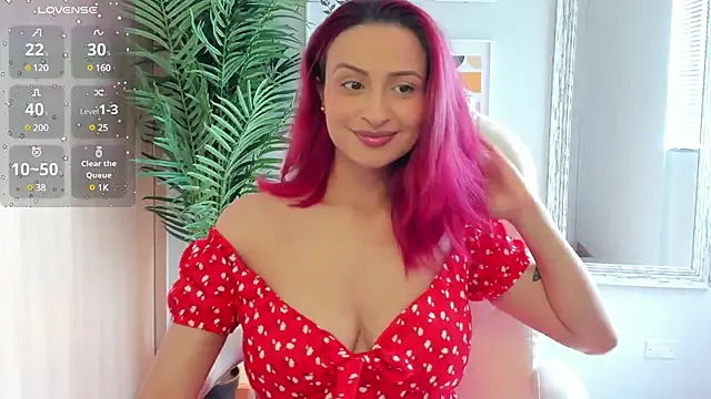 Snapshot of Elena_Ruiz chatting on 12/10/24, 06:28 Elena Ruiz online show from 12/10/24, 06:28