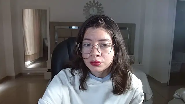 zoecruzz online show from 11/14/25, 03:11