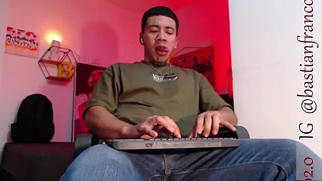 Snapshot of marc_ginale chatting on 03/01/25, 04:58 marc ginale online show from 03/01/25, 04:58