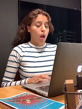 Katee Jones online show from 02/01/25, 01:23