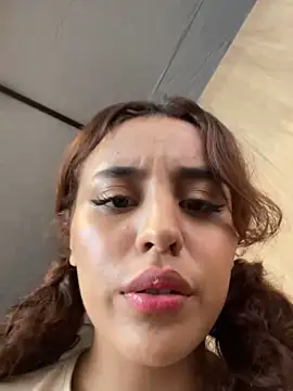 Katee Jones online show from 09/08/25, 09:47