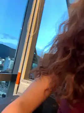 Katee Jones online show from 01/14/26, 11:09