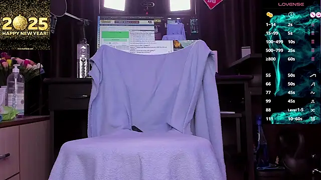 Raissa sky26 online show from 01/04/25, 02:35