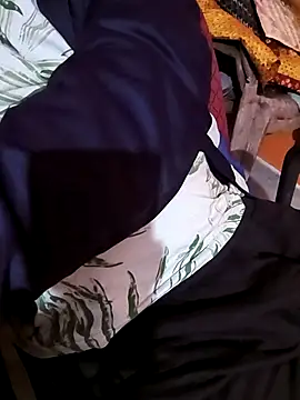 Snapshot of manoj_master chatting on 11/17/25, 07:30 manoj master online show from 11/17/25, 07:30