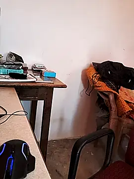 Snapshot of manoj_master chatting on 11/22/25, 08:24 manoj master online show from 11/22/25, 08:24