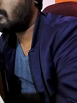 Snapshot of manoj_master chatting on 11/27/25, 06:54 manoj master online show from 11/27/25, 06:54