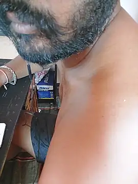 Snapshot of manoj_master chatting on 05/19/26, 06:42 manoj master online show from 05/19/26, 06:42