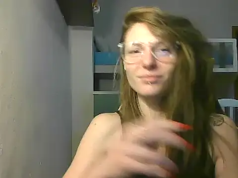 Feli blue online show from 12/19/24, 12:01