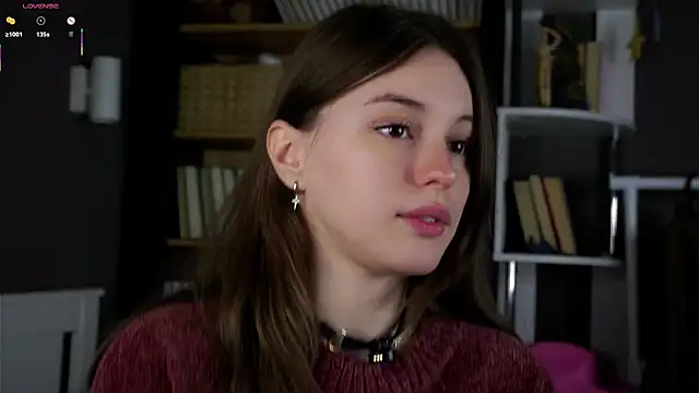 Snapshot of DarylBarks chatting on 10/03/25, 01:02 DarylBarks online show from 10/03/25, 01:02