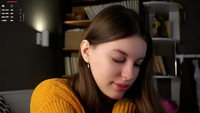 Snapshot of DarylBarks chatting on 10/08/25, 01:36 DarylBarks online show from 10/08/25, 01:36