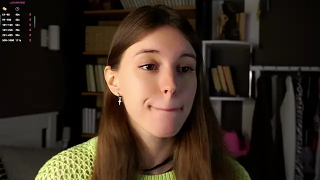 Snapshot of DarylBarks chatting on 10/10/25, 01:04 DarylBarks online show from 10/10/25, 01:04