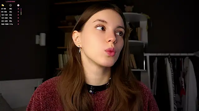 Snapshot of DarylBarks chatting on 10/14/25, 01:06 DarylBarks online show from 10/14/25, 01:06