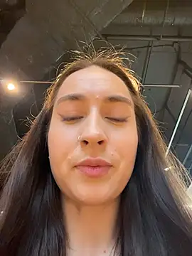 Holly Play online show from 02/13/26, 12:01