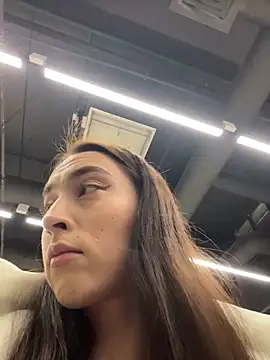 Holly Play online show from 02/21/26, 12:06