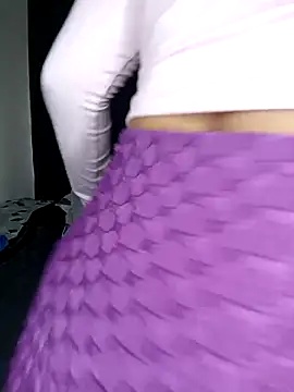 Chaudesquirt online show from 09/10/25, 09:42