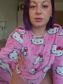 Snapshot of Chaudesquirt chatting on 03/03/26, 07:14 Chaudesquirt online show from 03/03/26, 07:14