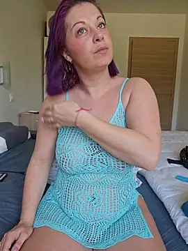 Snapshot of Chaudesquirt chatting on 03/31/26, 09:21 Chaudesquirt online show from 03/31/26, 09:21