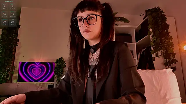 MichaellaMoon online show from 03/20/26, 04:34