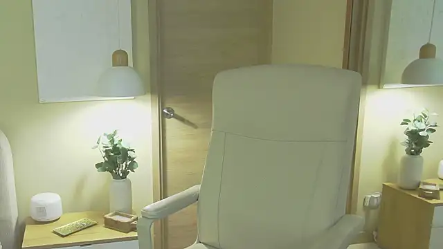 Alessia-miller  online show from 03/04/26, 11:44